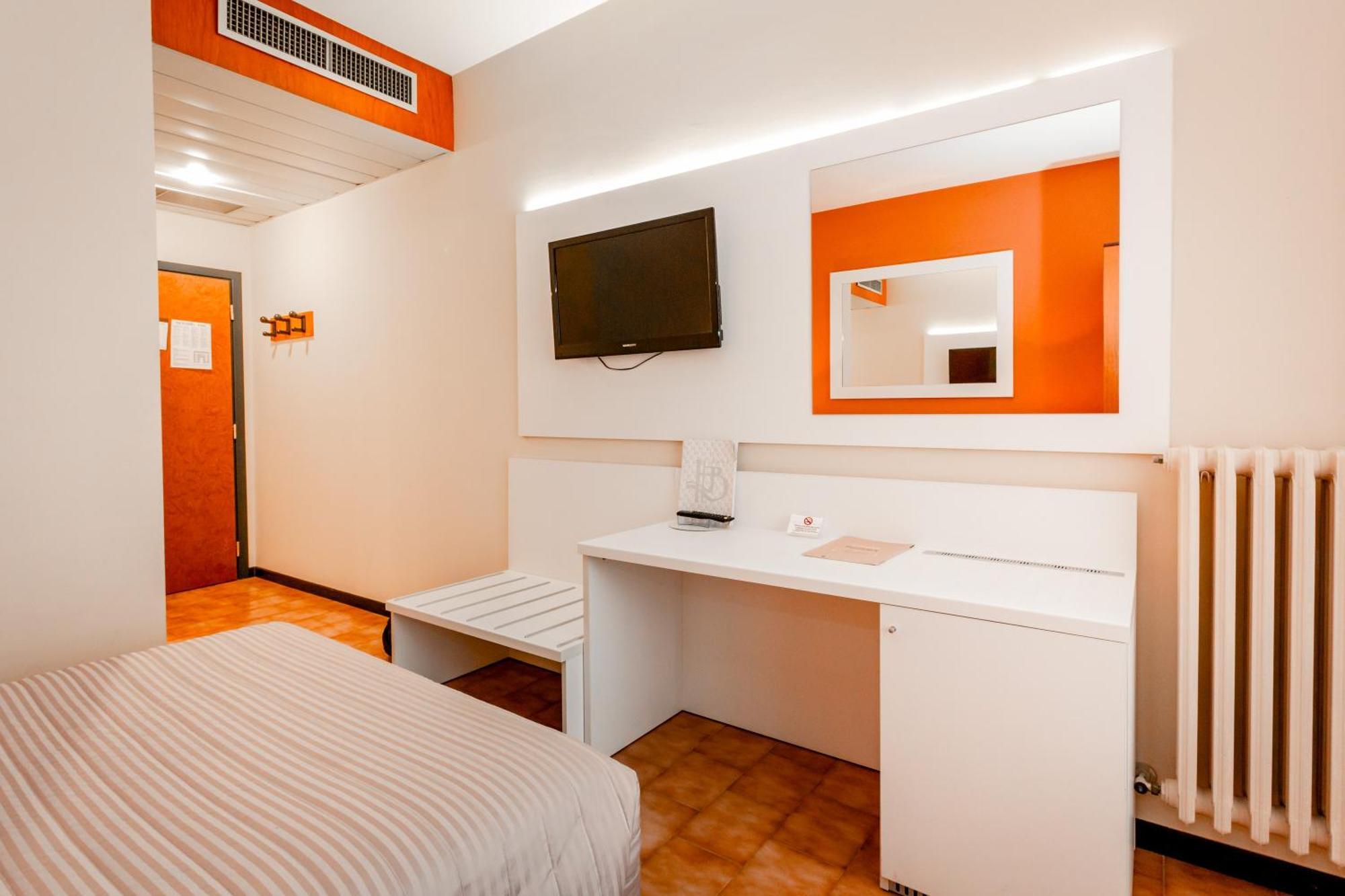 Rhi Porta Bologna Hotel Pieve di Cento Bagian luar foto